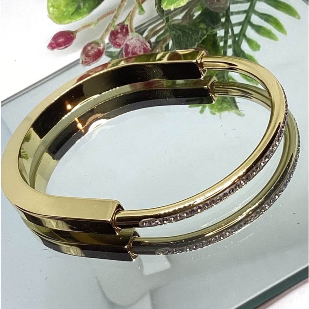 NEW ! STAINLESS STEEL  LOCK BRACELET